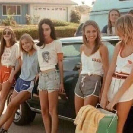 How BFF Relationships Have Changed From the ’90s to Today